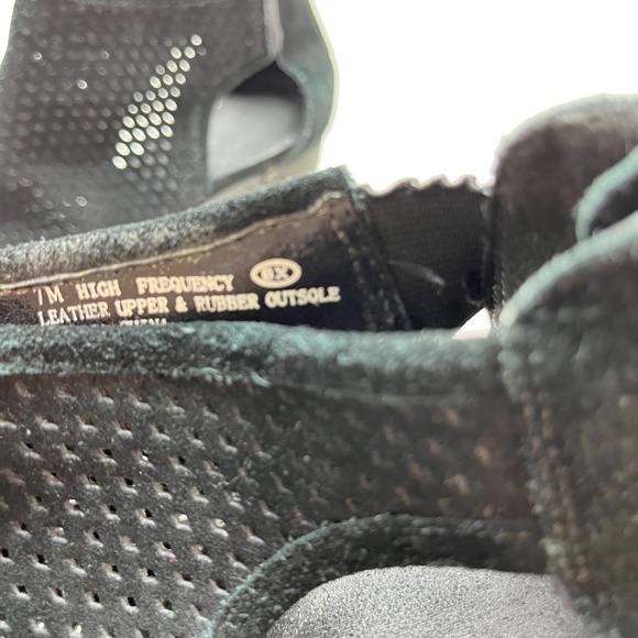 AEROSOLES HIGH FREQUENCY Black Genuine Leather Chunky High Heels Ankle Booties 7 - Picture 14 of 16